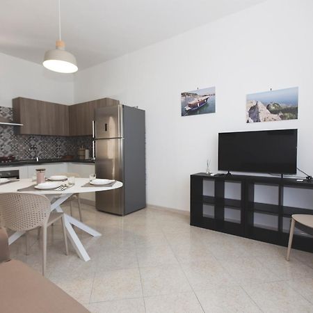 Brecchembe - Holiday Home In The Center Of Lacco Ameno Лакко-Амено Экстерьер фото