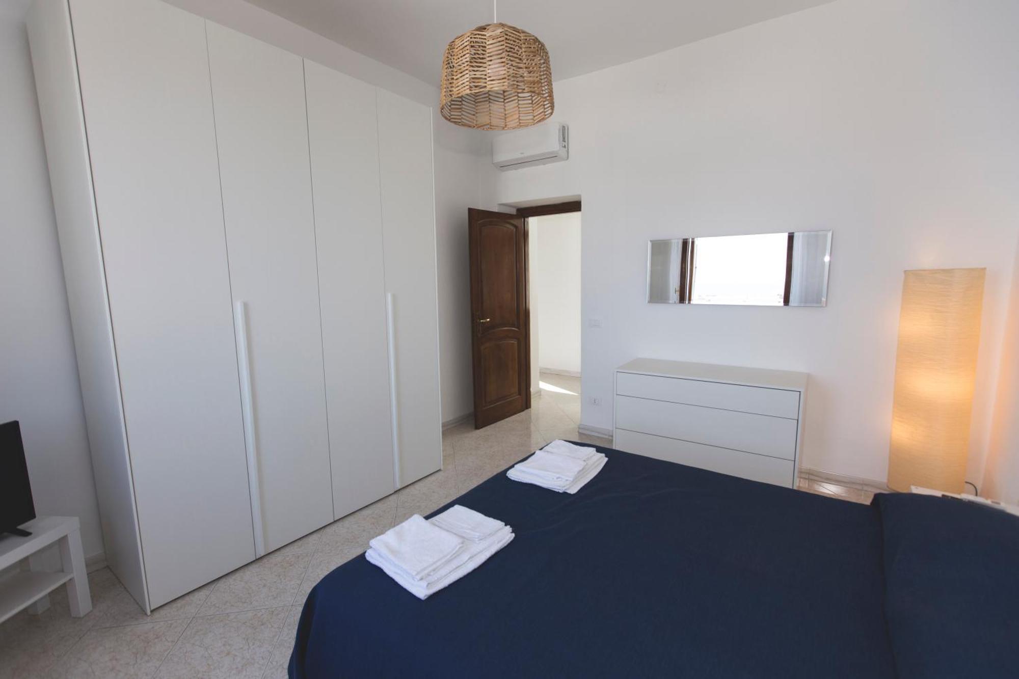 Brecchembe - Holiday Home In The Center Of Lacco Ameno Лакко-Амено Экстерьер фото